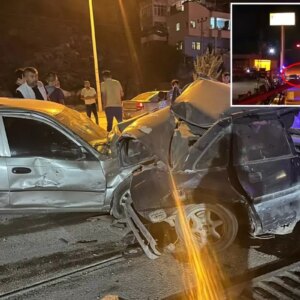 korkunc kaza kamerada direksiyon hakimiyetini kaybedip park halindeki araca carpti 5HhpOg1w