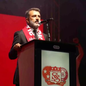 sivasspor 58 yilini vefa sezonu ile kutladi HDlV1ZZT