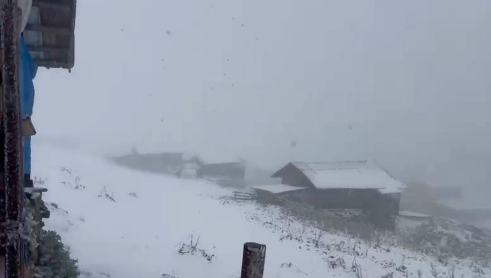 ardahanin yuksek kesimlerine kar yagdi TjKam96K