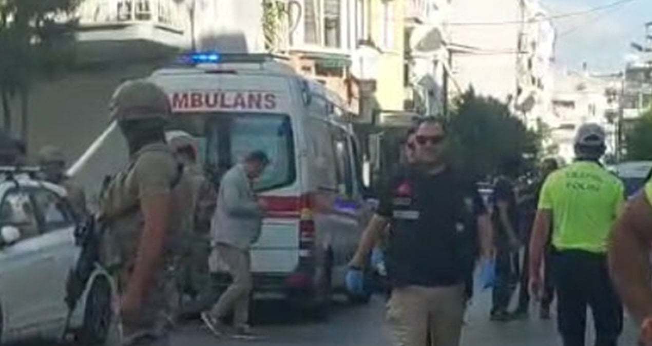 izmirdeki saldiriya yayin yasagi getirildi BQdOhSNi