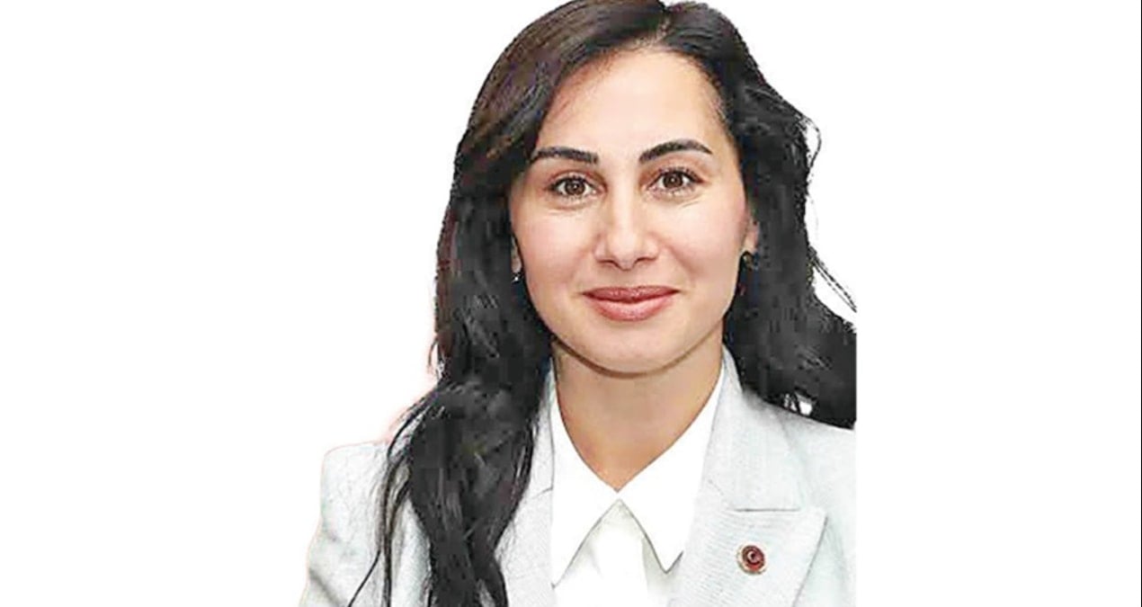 koltuga oturur oturmaz akplilere 2 ihale vermis tOCgB1n8