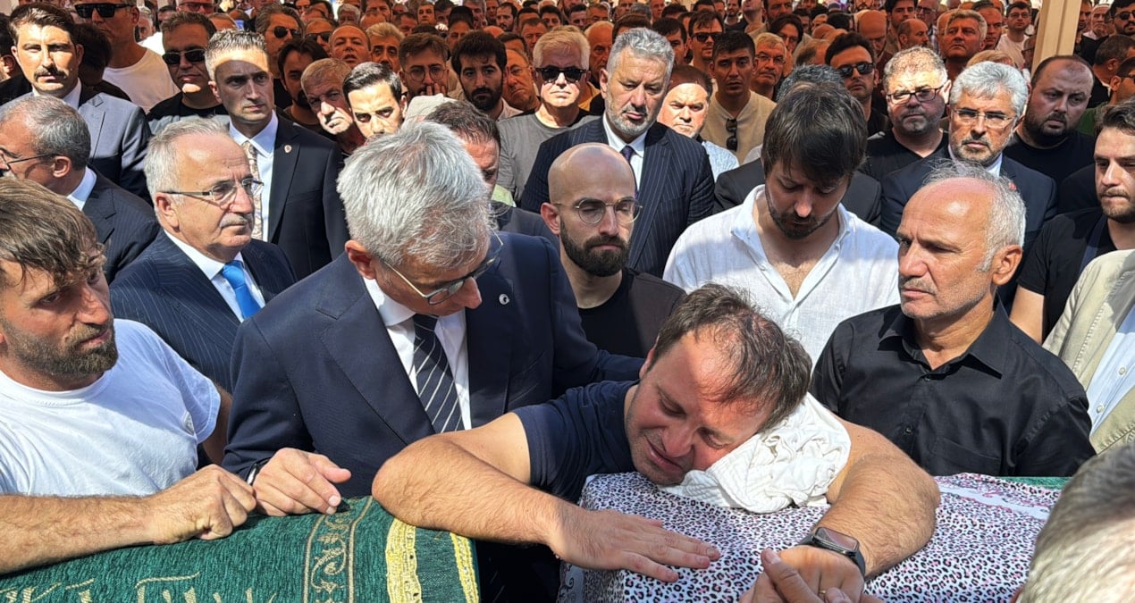 surpriz gorgu tanigi katil doktorun foyasini meydana cikardi oturup ogluyla esinin olumunu izledi ds2vziDd