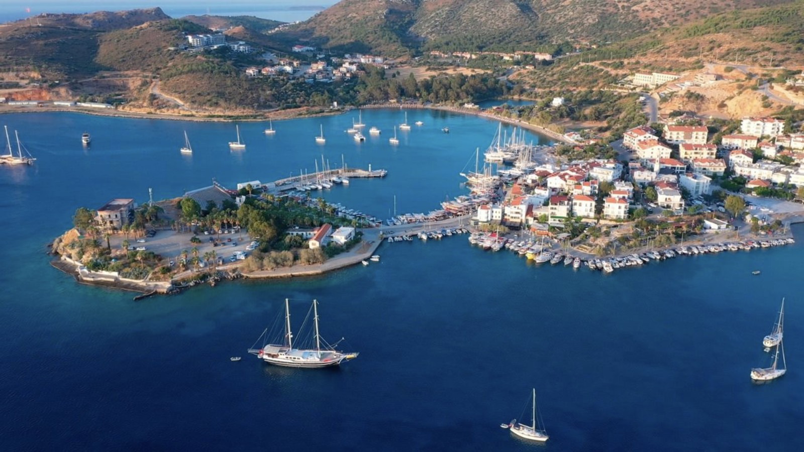 chpli ozcan datca iskelesine el konulma girisimini tbmmye tasidi epyKqicU