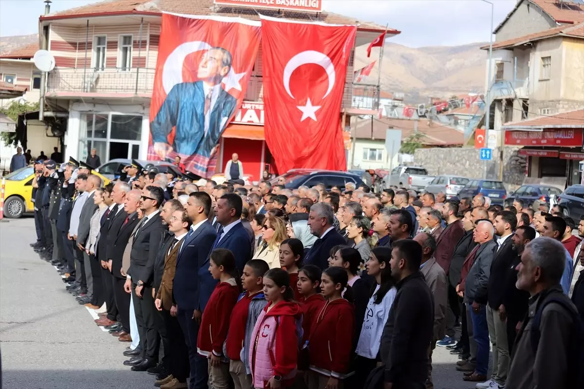 malatyanin ilcelerinde cumhuriyetin 102 yili kutlaniyor r3DbvD9t.jpg