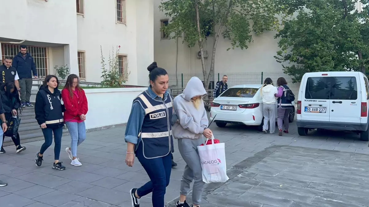 nevsehirde fuhus operasyonu 4 gozalti f3thf4it