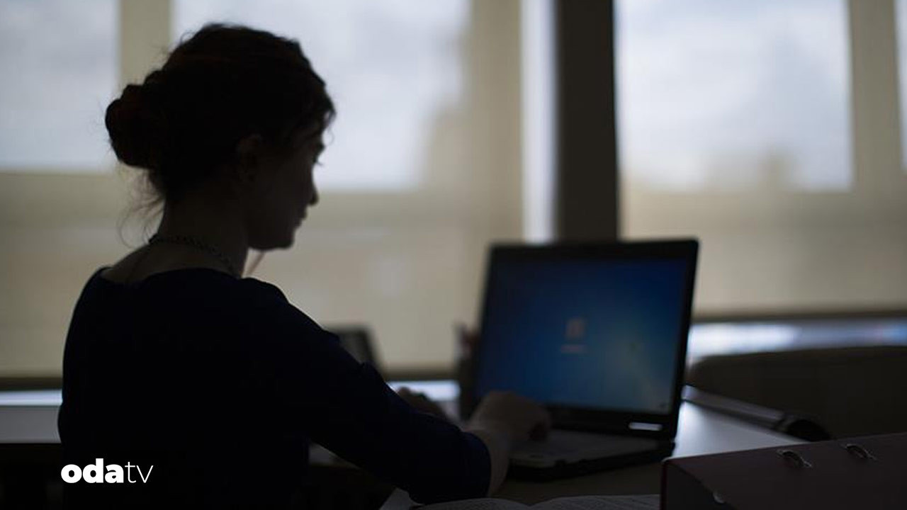 yunanistanda 13 saatlik mesai isyani 9FCuI4z3.jpg